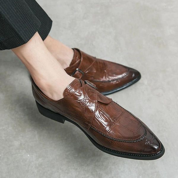 Sapatos casuais primavera homens de couro moda masculina apartamentos dedo do pé redondo negócios formal confortável vestido de escritório sapato de casamento