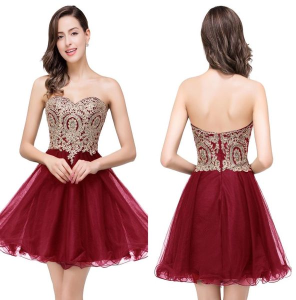 399 Yeni Ucuz 7 Renk Mini Kısa Homecoming Elbiseler 2020 Küçük Siyah Dantel Aplikler Tül Kokteyl Bordo Balo Parti Gowns C8030778