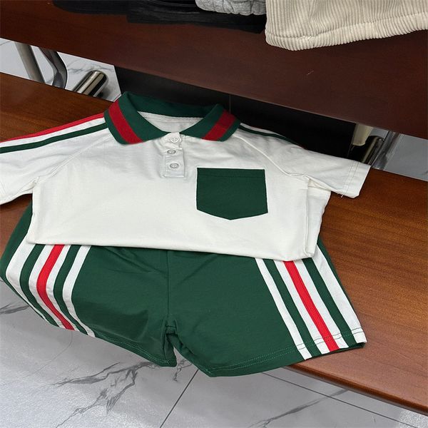 Abiti firmati per bambini I più nuovi vestiti per ragazzi primavera estate Polo a maniche corte + pantaloni a strisce 2 pezzi Set comodi vestiti per bambini in cotone