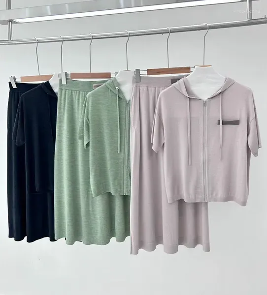 Maglieria da donna Naizaiga 70% Lana 30% Seta Con cappuccio Beige Verde Grigio Gonna lavorata a maglia Perline Maglione da donna HR9