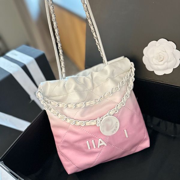 24p Mini Müllsack -Beutel -Farbdesignerinnen Frauen Umhängetasche Leder Leder Diamant weiße Hardware Metallschriften Luxushandtasche 22 Münze Geldbeutel Make -up -Beutel -Kartenbeutel 23 cm