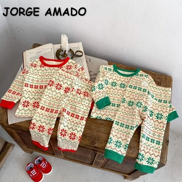 Весенне-осенние пижамы для маленьких мальчиков и девочек, красный, зеленый, топ с принтом снежинок, брюки с эластичной резинкой на талии, домашняя одежда для новорожденных, ночная рубашка E66108 240325