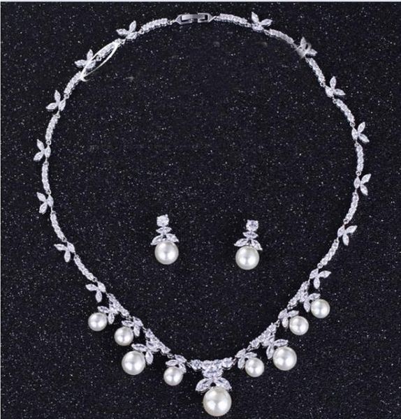 Brand New 2019 di alta qualità squisite perle strass platino gioielli collana orecchino impostato per la cerimonia nuziale nuziale prom evening7448286