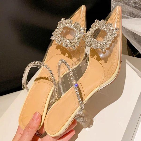 Pantofole dolci trasparenti con strass trasparenti Sandali con punta avvolgente in cristallo principessa Tacco medio a punta Scarpe da donna firmate Abito da festa