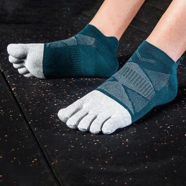 Männer Socken Mode Winter Baumwolle Kurze Fünf Kappe Männer Finger Fußball Rohr Atmungsaktive Sport Anti-slip Laufende Knöchel socken