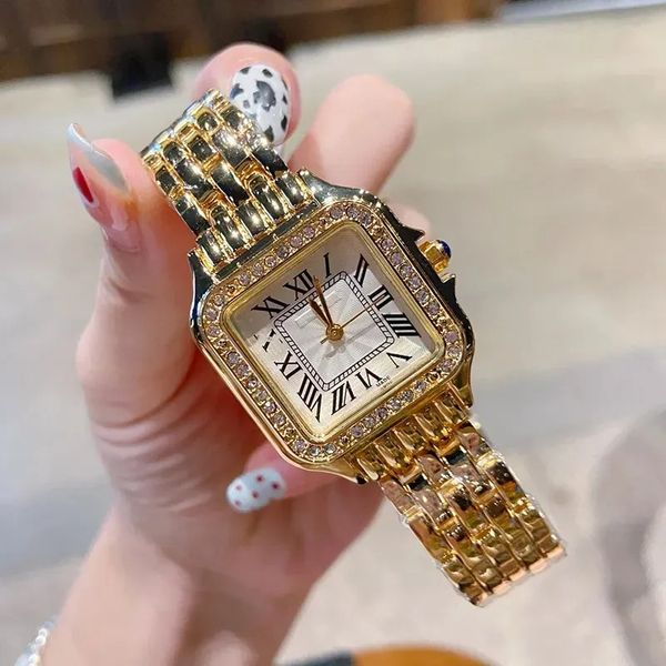 U1 Orologio da donna di moda AAA di alta qualità Movimento al quarzo Orologi eleganti in oro argento Lady Square Tank Cassa in acciaio inossidabile Chiusura originale Orologi da polso Montre De Luxe 8Y74