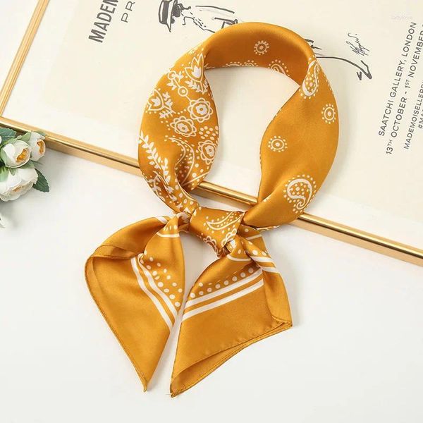 Schals 2024 Seide Satin Druck Kleiner Kopf Hals Schal Fashion Square Frauen Kopftuch Kopftuch Weibliche Bandana Schal Zubehör