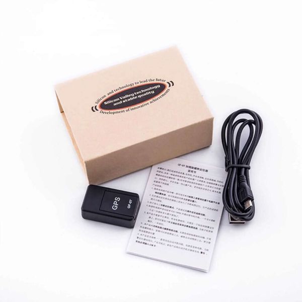 Aggiorna il dispositivo di localizzazione GPS Gf07 GSM Mini localizzatore di localizzazione in tempo reale Monitor di monitoraggio del telecomando per auto moto aggiornato con imballaggio e alta qualità