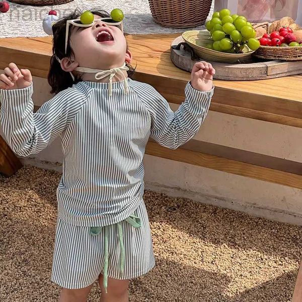 One-Pieces INS Neue Kinder Badeanzug Jungen Gestreiften Split Sonnenschutz Langarm Seaside Baby Ein Stück Bademode Kinder Badeanzug jungen 24327