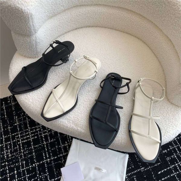 Sandali romani Summer Cat da donna con cinturino sottile a forma di T. Scarpe Muller con tacco alto sexy in vera pelle con punta quadrata piccola testa quadrata