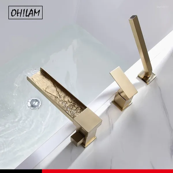 Смесители для раковины в ванной комнате, современный роскошный водопад, крепление на палубу, римский смеситель для наполнения ванны с ручным душем из матового золота
