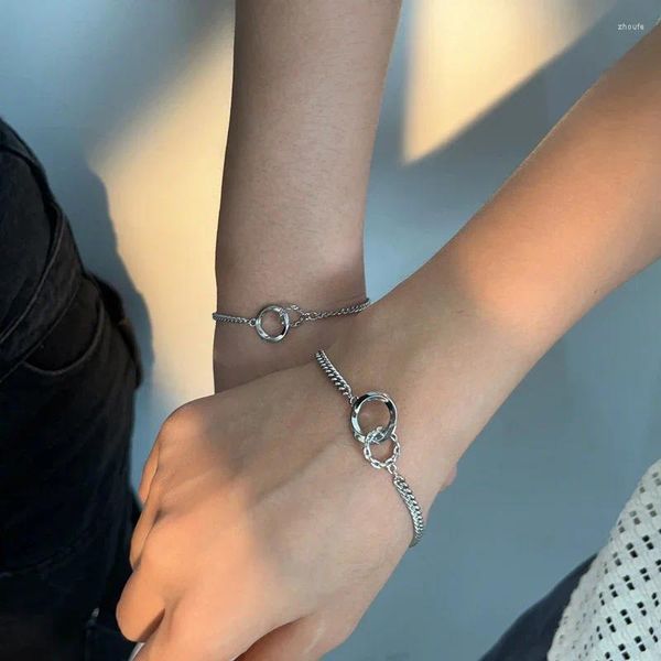 Charme Pulseiras Mobius Strip Chain Ajustável para Casais Masculinos e Femininos Moda Jóias Acessórios Minimalistas Valentine