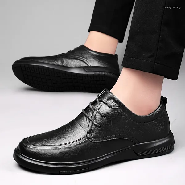 Scarpe casual da uomo Oxford stringate designer di lusso comodi stivaletti in vera pelle piatti stile britannico per