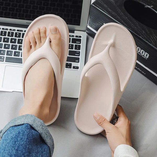 Chinelos CO182 Quatro cores Dual-code Home Flip-flops Respirável para Casais Verão Desgaste Sandálias de Praia Leves