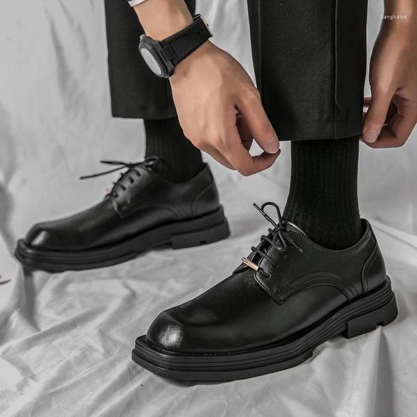 Scarpe casual da lavoro formale in pelle nera moda uomo abito classico coreano Oxford per uomo Zapatos Hombre