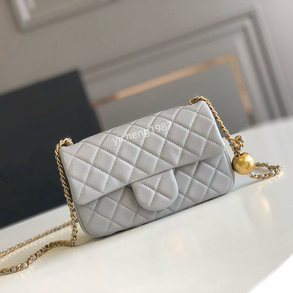 10A Top-Level-Replikation Designer Small Square Pearl Crush Bags 20 cm Damen rechteckige Klappe Gold Ball Bag Lammfell Umhängetasche Kettentasche Kostenloser Versand CH012