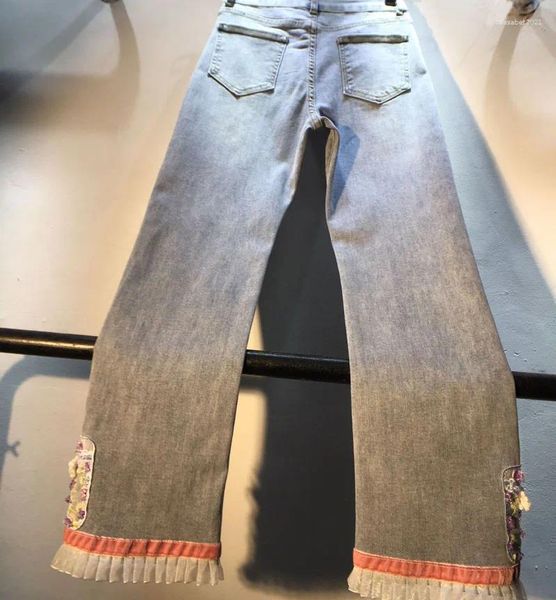 Jeans da donna stile cinese gamba splicing organza ricamo alla caviglia per le donne 2024 pantaloni in denim casual elasticizzati a vita alta primavera