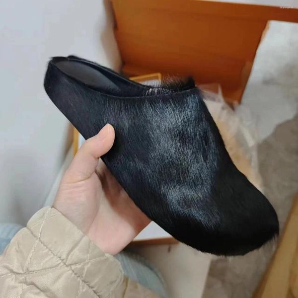 Casual Schuhe Italien Pelz Rosshaar Männer Slipper 2024 Winter Maultiere Runway Flache Dicke Sohle Freizeit Echt Leder Bequeme Hausschuhe