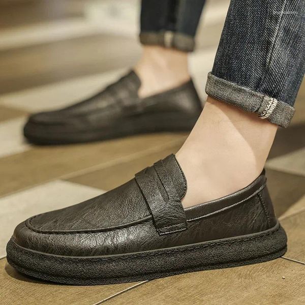 Sapatos casuais de couro masculino deslizamento em mocassins masculinos ao ar livre respirável moda barco sapato estilo vintage festa