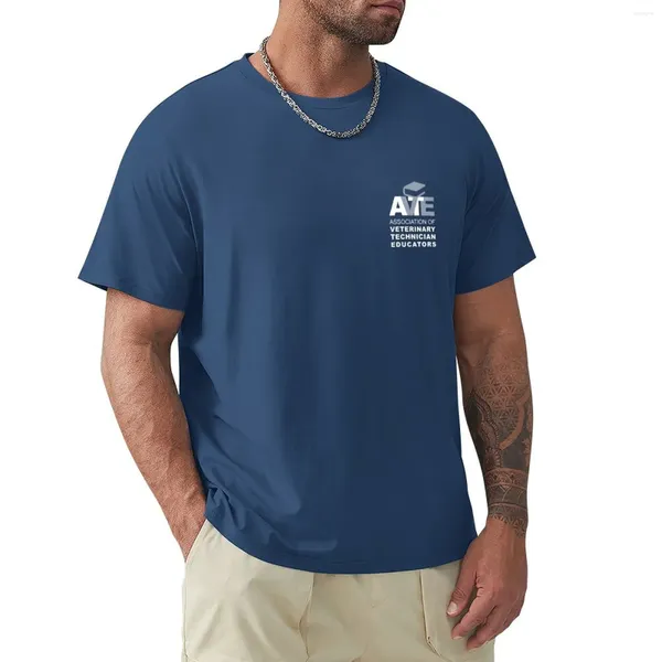 Polos masculinos AVTE Logotipo branco em fundo azul camiseta Kawaii Roupas Vintage Funnys Camiseta para homens