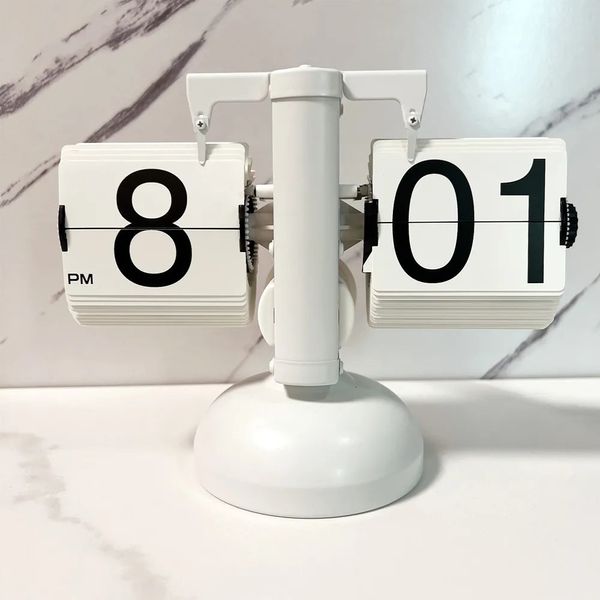 Vintage Flip Page Clock Automatisches Drehen Quarz Zeituhren Dekor für Zuhause Wohnzimmer Büro Desktop Dekoration Deko 240327