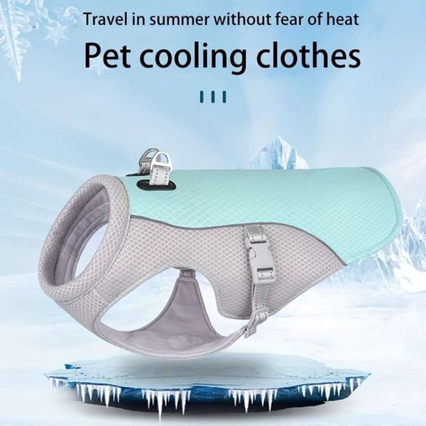 Halten Sie Ihren Hund kühl und bequem mit dieser leichten Kühlweste