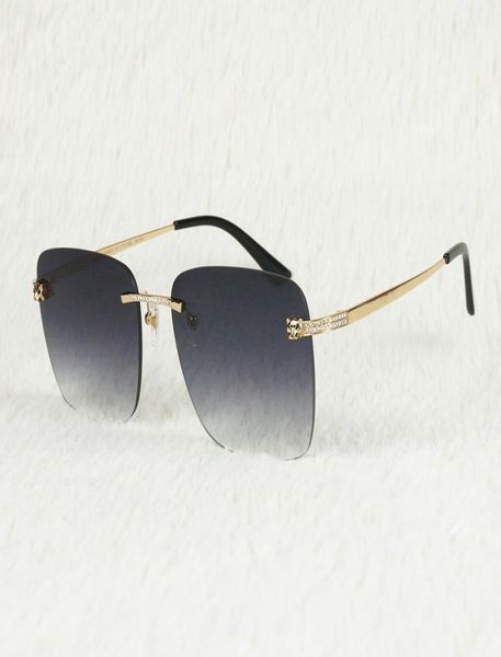 Óculos de sol oversize feminino armação de óculos de sol para senhora moda meninas equipamentos de beleza ao ar livre tons gafas de sol vintage condução ac5253851