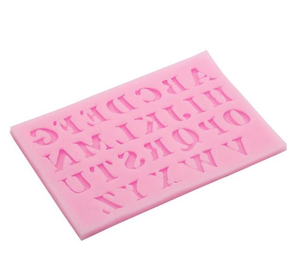 Ferramentas de bolo em forma de silicone 26 letras artesanais em inglês inteiro 3D Bakeware Molde Fondant Sugar240g8961996