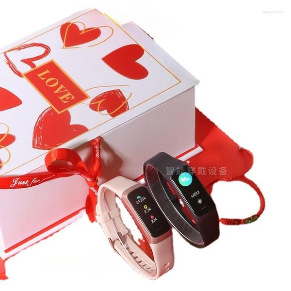 Relógios de pulso Um par de pulseiras inteligentes para casais pagarem frequência cardíaca e dar esportes namorado namorada como presente