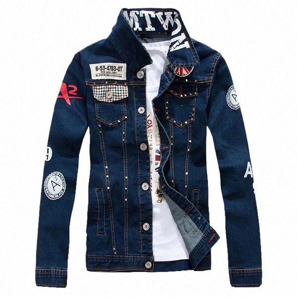 Sokotoo Herren Slim English Patch Design Nieten-Jeansjacke Lässige dunkelblaue Wed Denim-Mantel Oberbekleidung E3qr #