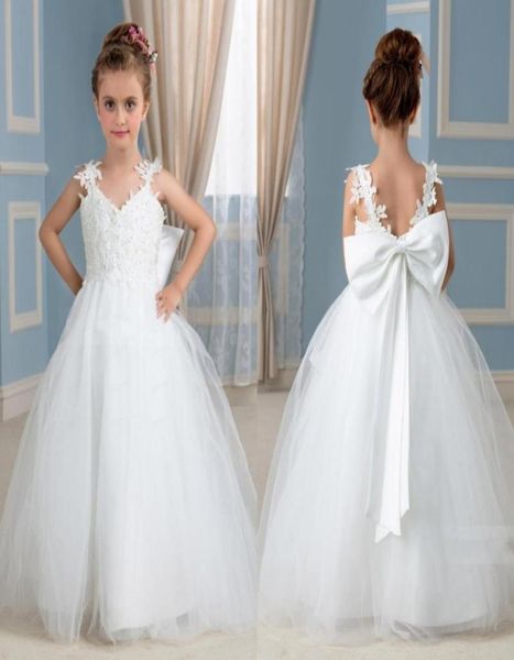 Abiti da ragazza di fiori con abito da ballo in pizzo bianco nuovo su misura con perline Abito da bambina in tulle con lunghezza al pavimento per matrimoni6715606