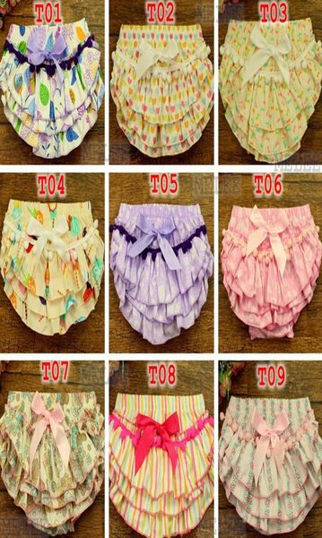 Summrer Neue Baby-Baumwoll-Quasten-Bloomers, Säuglings-Chevron-Satin-Bloomers, süße Baby-Shorts, Chevron-Hosen für Mädchen, Babywindelhülle SML5450415