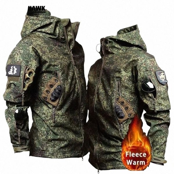 Giacca mimetica militare da uomo Giacca invernale da allenamento all'aperto antivento Cappotto tattico ispessito Pelle di squalo Soft Shell Tuta da caccia Top