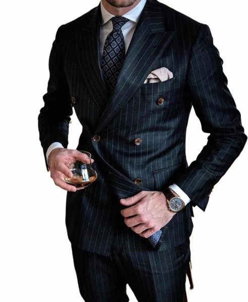 2024 Black Stripe Men Suits für Doppelbrust Blazer Neueste Mantel Hose Designs Slim Fit 2 -teils Smoking MAD MAD MAD MAD MAUM MADE MAUM 42S3#