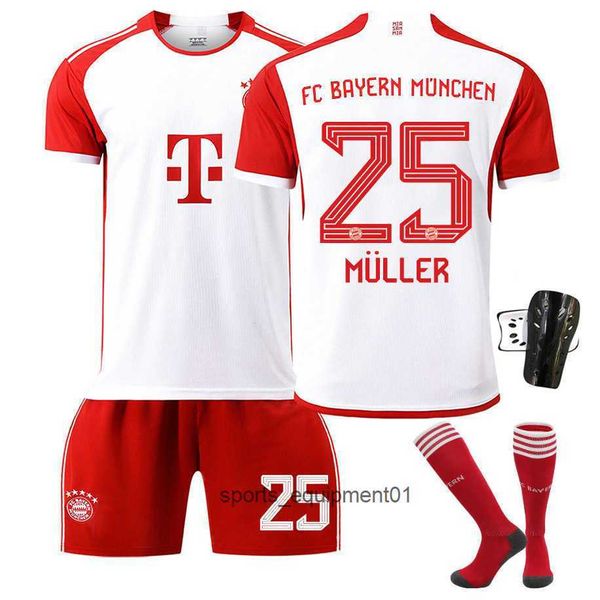 KANE Bayerns camisas de futebol 2023 2024 Munichs Men set Kids Kit shorts meias NEUER goleiro Muller SANE MUSIALA Pré-jogo 23 24 torcedores versão jogador camisa de futebol menino