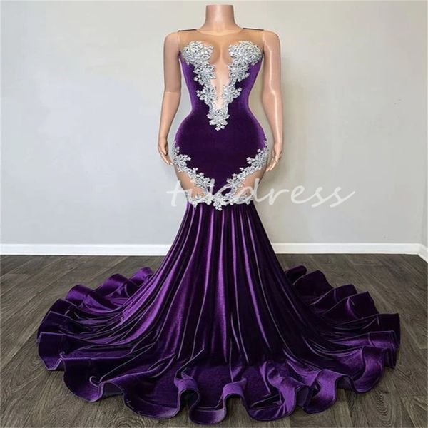 Chic abiti da ballo viola per ragazze nere Collo trasparente Sirena Abito da sera laterale trasparente Velluto Elegante abito da festa formale per occasioni Vintage Robe De Soiree 2024