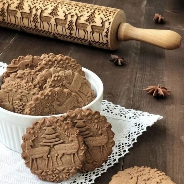 2024 35 cm Weihnachten geprägt rollende Nadelstift Holz geschnitzte Kekse Biscuit Fondant Teig Back Gravured bedruckte Rollerfeiertagsgeschenke für für