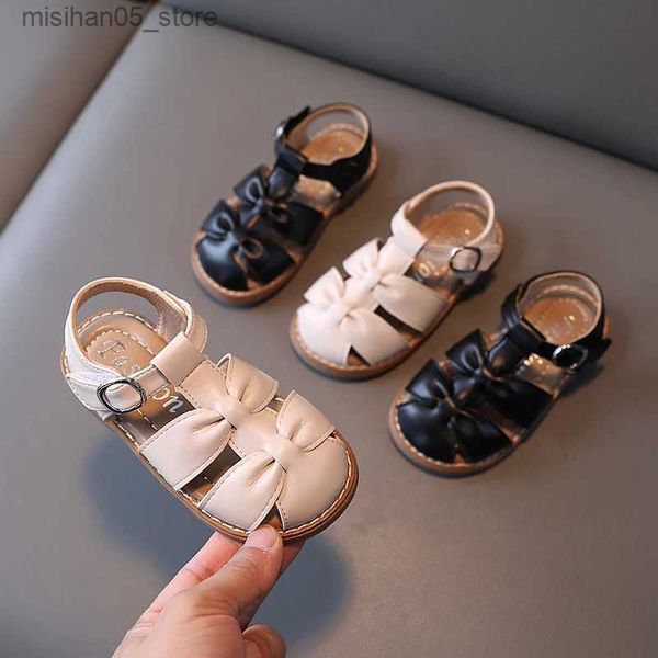 Sandálias infantis sandálias para meninas 2024 verão moda infantil estilo tecelagem sandálias de fundo plano cintura corte crianças meninos ao ar livre sapatos de praia q240328