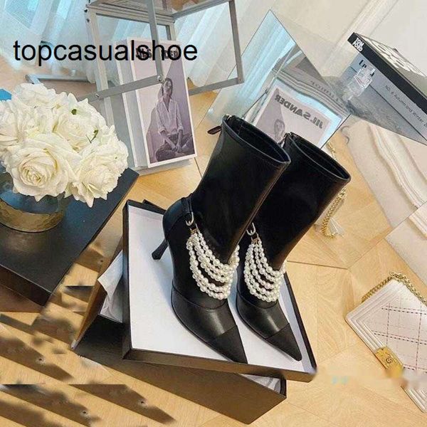 Channeles cf Black Boots Pearl Womens Chaine White Onuine Acle Leather Thin Hel Pump Femmes Bottes Botties Ladies Part Prom The Luxury Brand