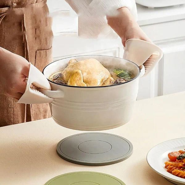 Tappetini da tavolo Tappetino rotondo termoisolante Comodo design resistente su entrambi i lati Sottopentola in silicone Antiscivolo Portapentole da cucina