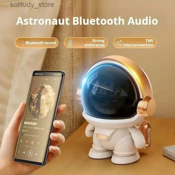 Altoparlanti portatili Astronauta Altoparlante Bluetooth Mini portatile HIFI Stereo Subwoofer Decorazione da tavolo Piccolo altoparlante Q240328