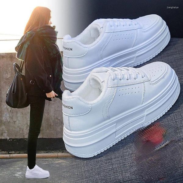 Sapatos casuais grosso sola pequena branca para mulheres outono e inverno 2024 pelúcia versátil placa esportiva