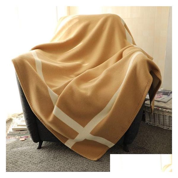 Cobertores 130x180cm Europeu Cashmere Cobertor Cloghet Lã Macia Xaile Portátil Sofá Sofá Sofá Viagem Fleece Malha Dupla Face 2 Col Dh2Yl