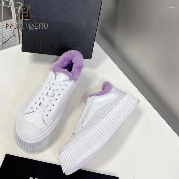 Scarpe Casual 2024 Sneakers invernali da donna Furry vera pelle suola spessa stringata piattaforma punta tonda scarpa bianca nera