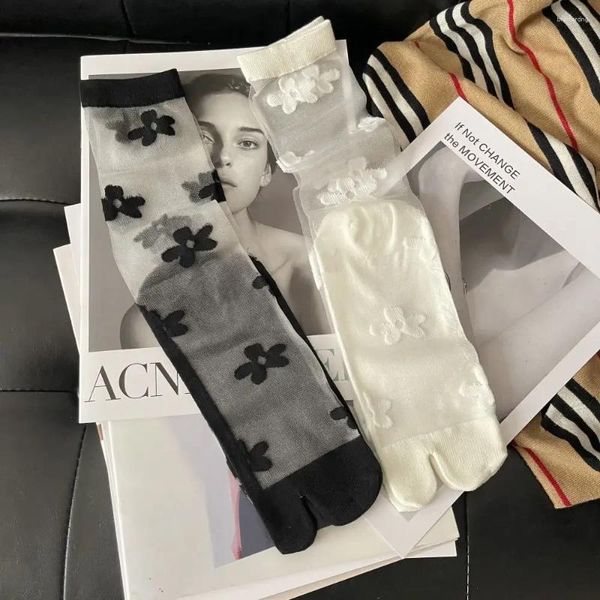 Kadınlar SOCKS ULTRA YÜZEYEN KADIN BÖLÜM TOE BAŞLANGIÇ SİYAH BEYAZ KRİSTAL İPEK ÇİÇEK OUT OUT SHEER BAŞLANDICI Japon Tabi Sox