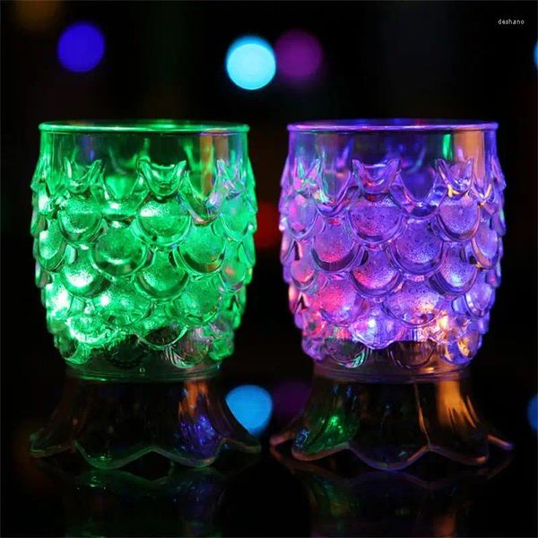 Kupalar aydınlatma fincanı LED otomatik yanıp sönen çoklu mujli şarap bira cam viski içecek kulübü parti mutfak Noel