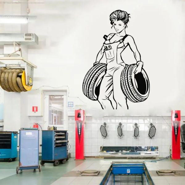 Adesivi Ragazza sexy Decorazione per garage Servizio auto Riparazione Ruote Adesivo da parete Vinile Interior Design Vetrofanie Rimovibile Murale 4038