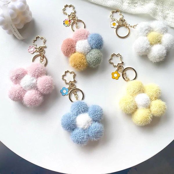 Schlüsselanhänger, niedlicher Blumen-Schlüsselanhänger, bunte Plüschbälle, Blumen-Anhänger, Schlüsselanhänger, Pompon-Schlüsselhalter, Damentaschen, hängende Charms, Dekor