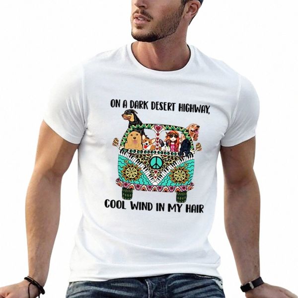 nuovo cane auto Hippie un'autostrada buia nel deserto vento fresco tra i capelli T-shirt uomo vestiti T-shirt corta pianura nera magliette uomo R4nm #