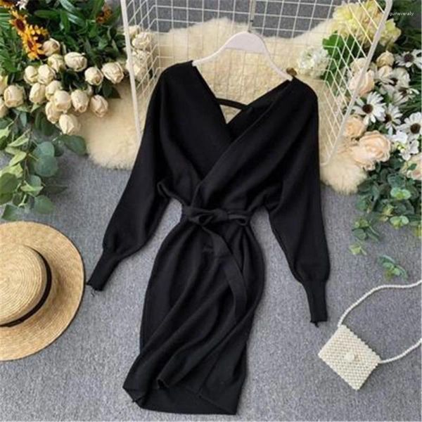 Casual Kleider Koreanische Elegante Batwing Sleeve V-ausschnitt Gestrickte Weiße Kleid 2024 Herbst Winter Vintage Frauen Schärpe Damen Büro